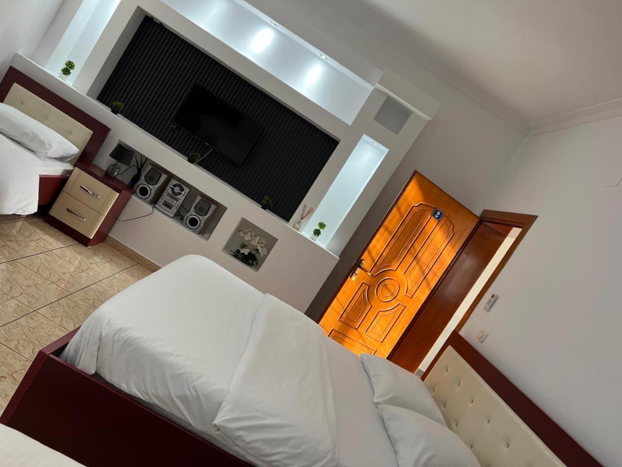 Hotel Kalaja Boks Kültér fotó